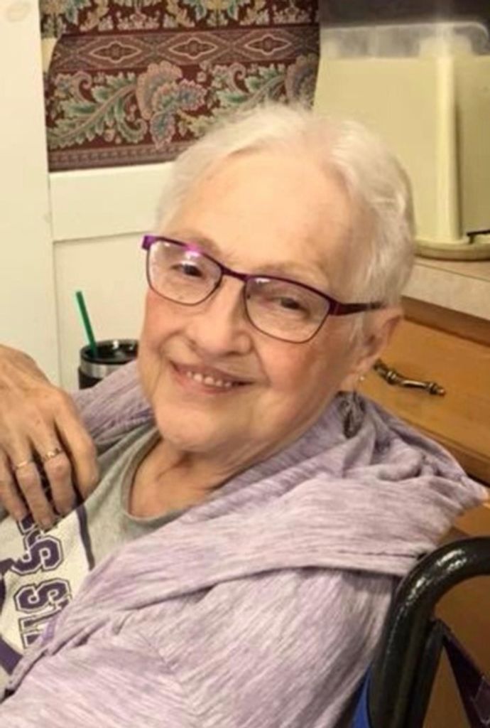 Lou Roberts Profile Photo