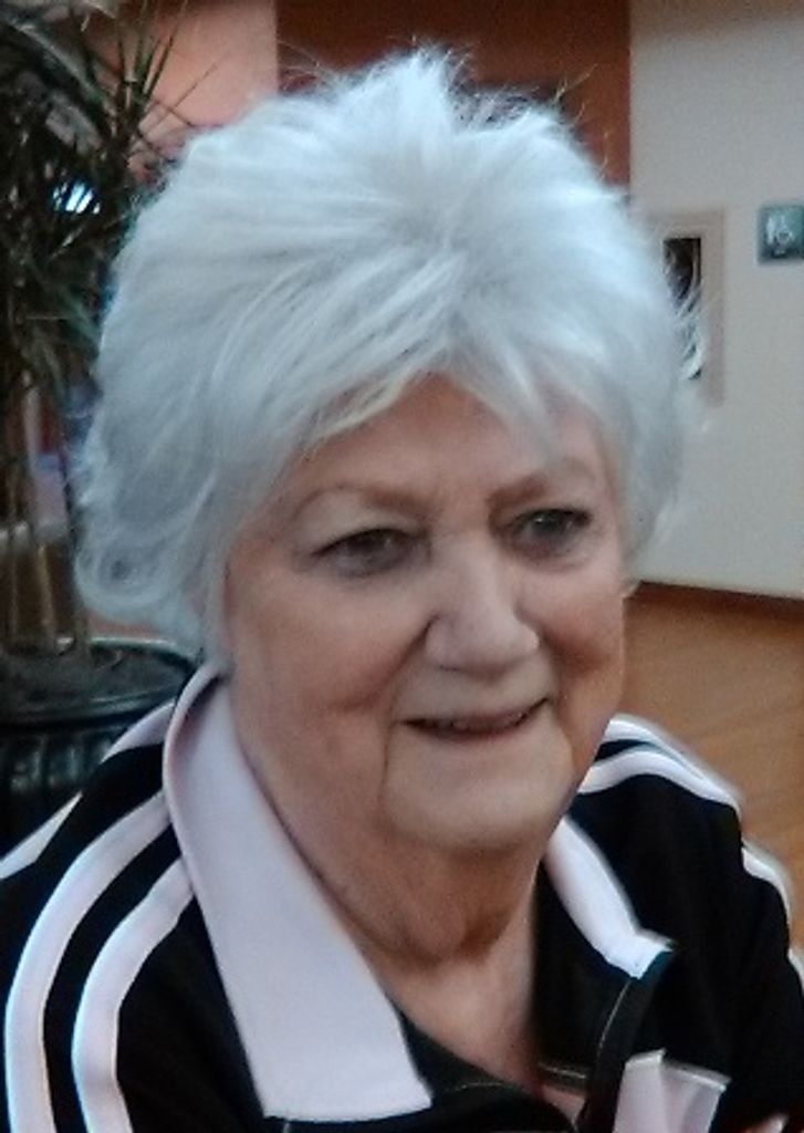 Rita M. (Lauterbur)  Keckler