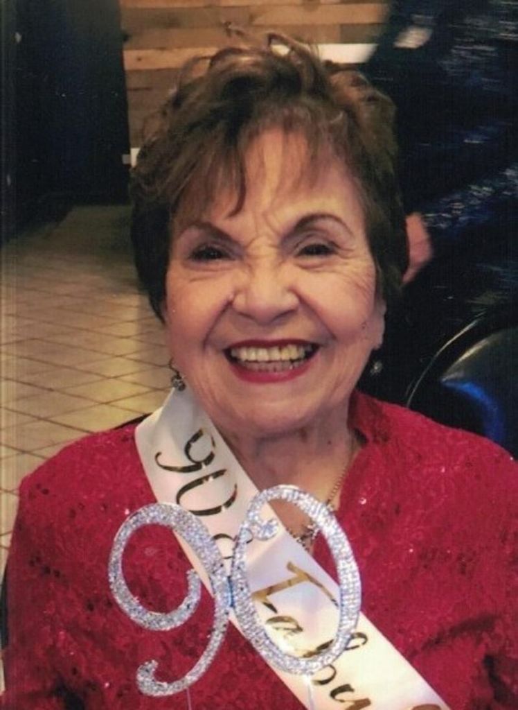 Isabelle Godinez Profile Photo