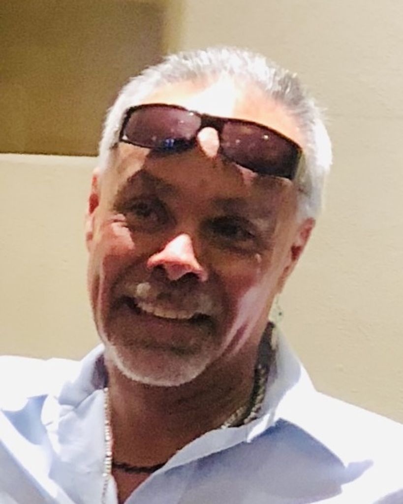 Daniel Martinez Profile Photo