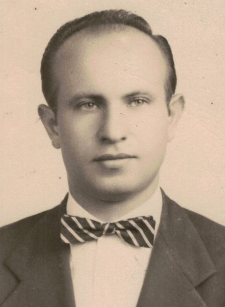 Stefan Tutka Profile Photo