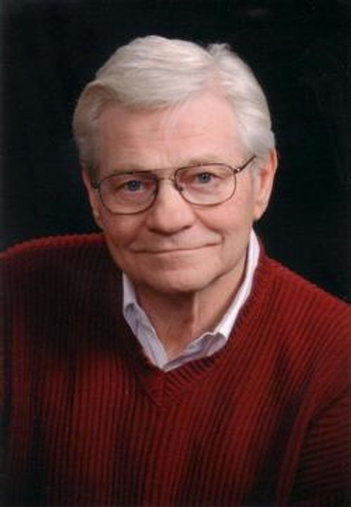 Paul B Hoppestad