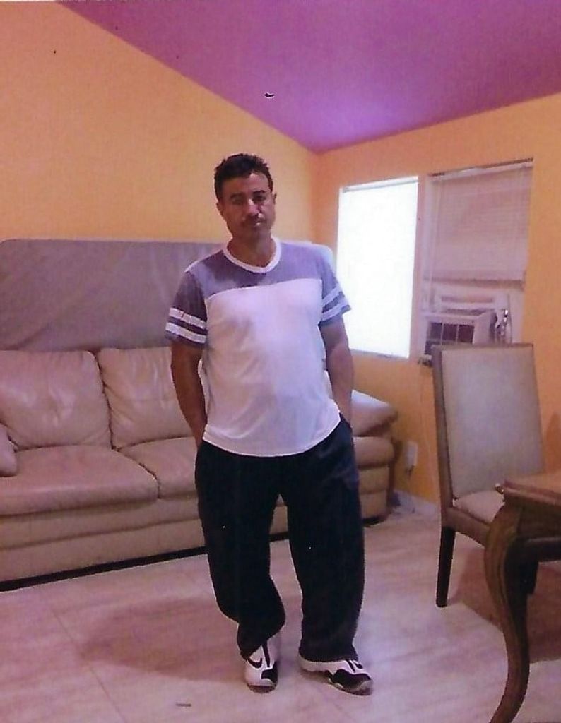 Fred Leon Profile Photo
