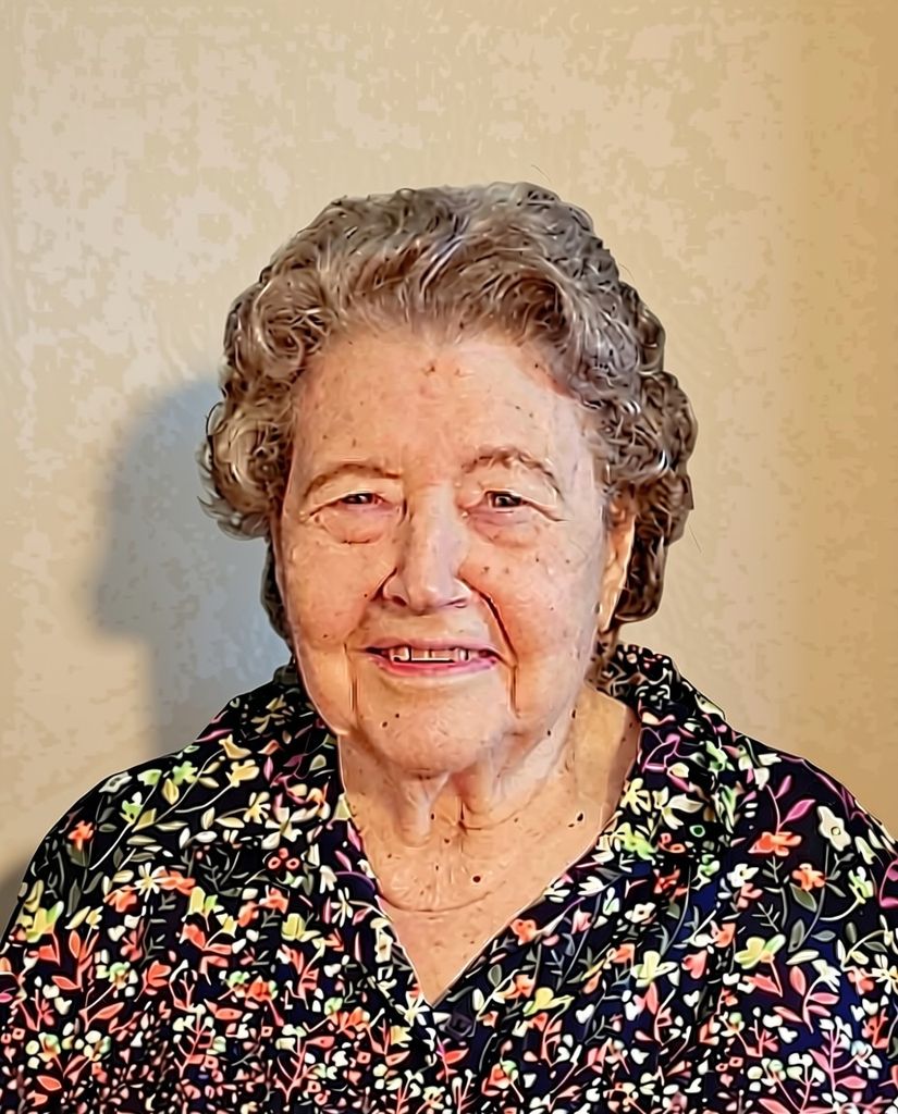 Juliana Elaine Mader Profile Photo