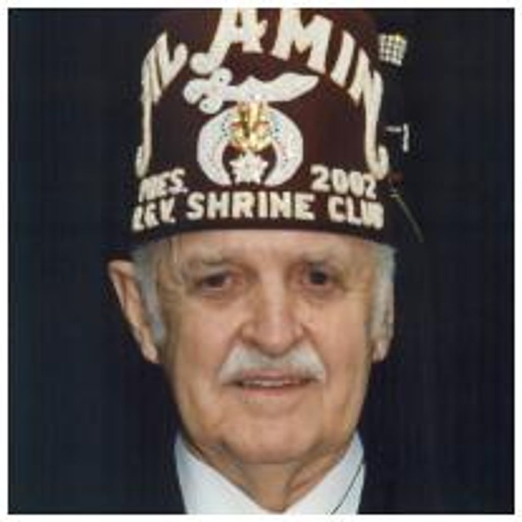 Robert Earl Wallace Profile Photo