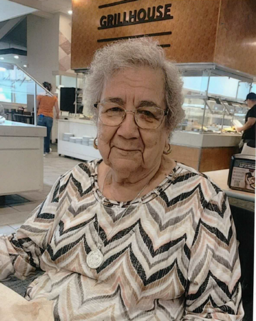 Rosalina Becerra Profile Photo