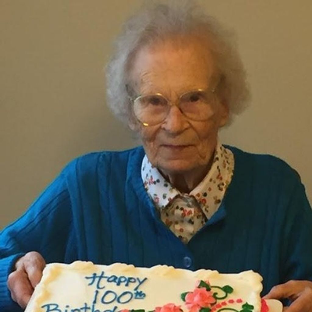 Verena R Handfelt Profile Photo