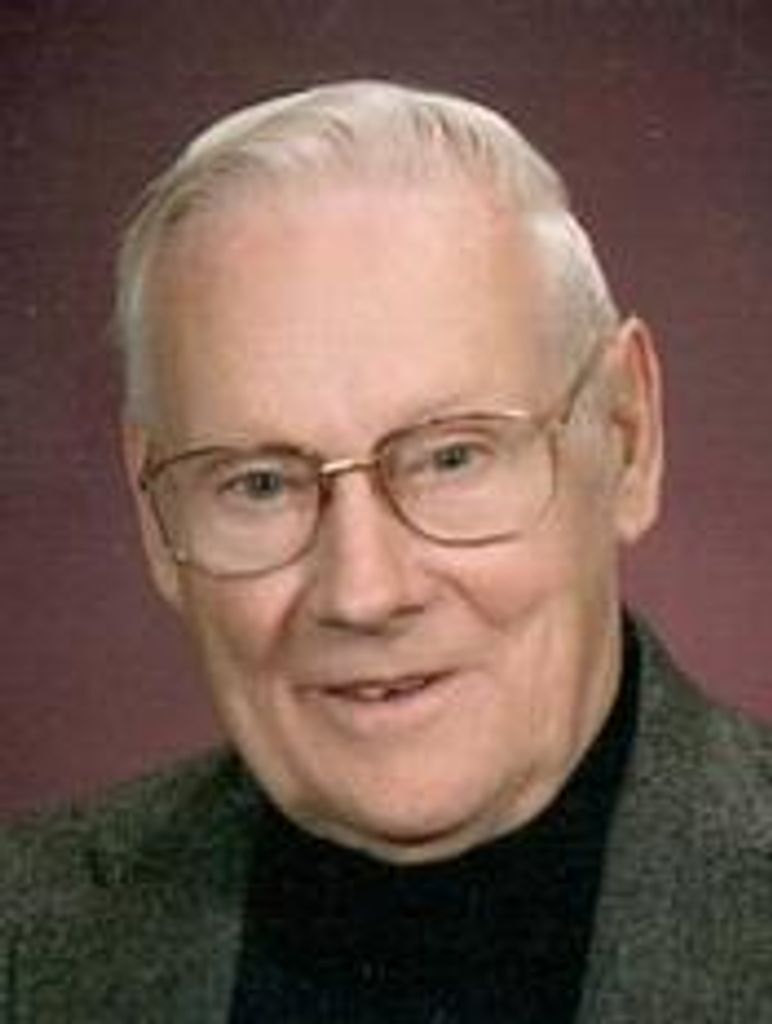 Lloyd Dean Schroeder