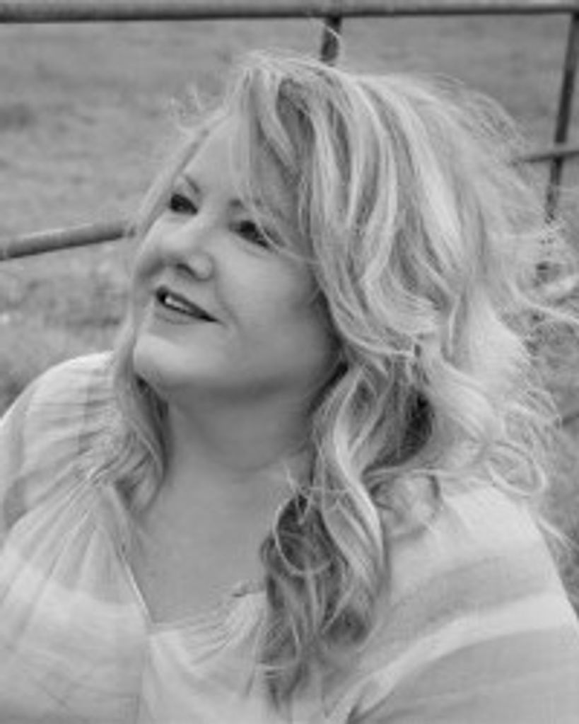 Amy Michelle Riley Profile Photo