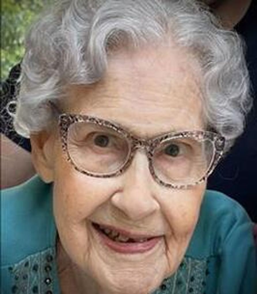 Julia Brown Profile Photo