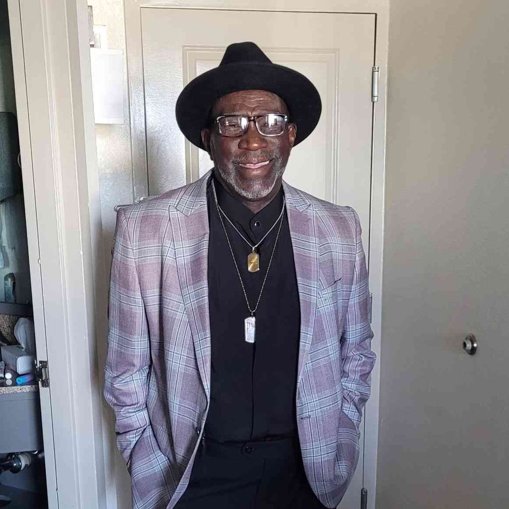 Kenneth Simmons Profile Photo