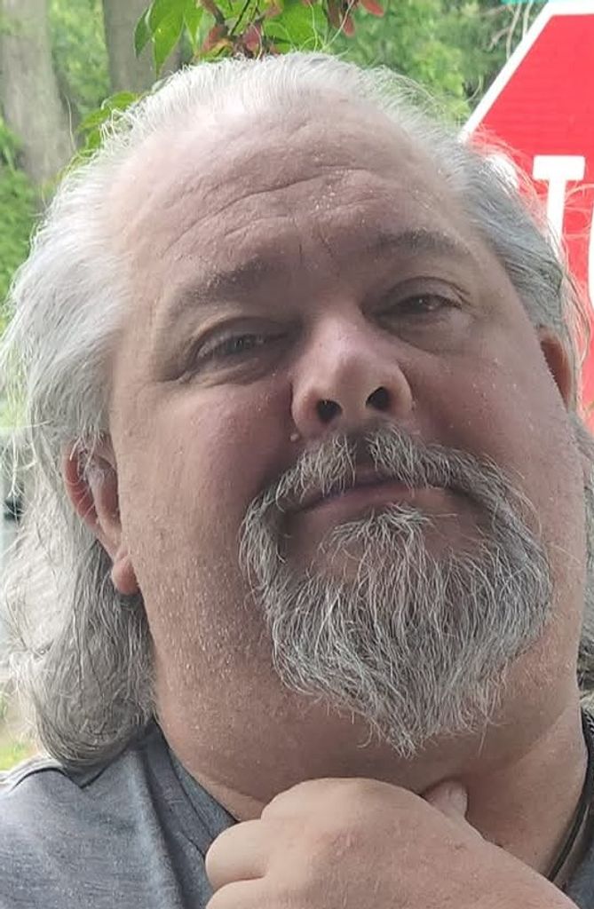 Max Edward Benefiel Profile Photo