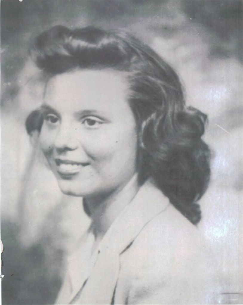 Esther Lillian Russell Profile Photo