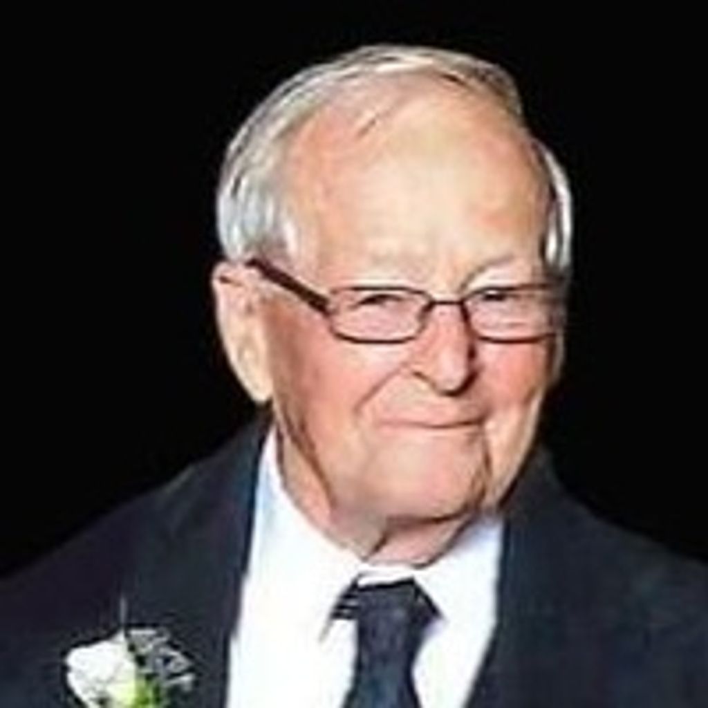 Donald  W. Hills
