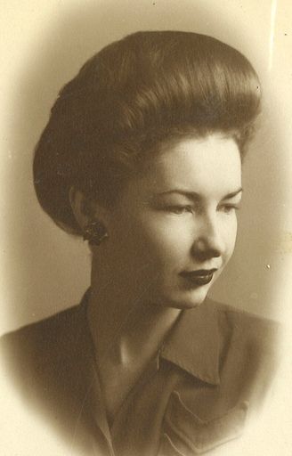 Grace Porter photo gallery thumbnail 7 of 77