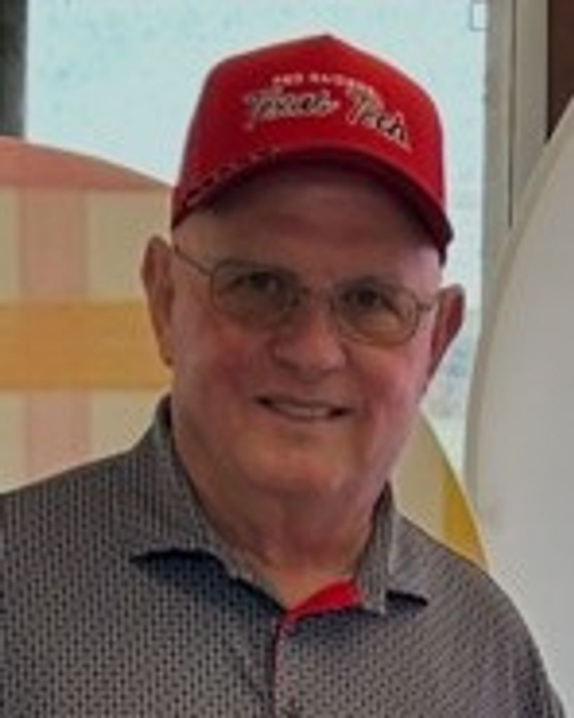 Robert Elwyn (Bob) Hill Profile Photo