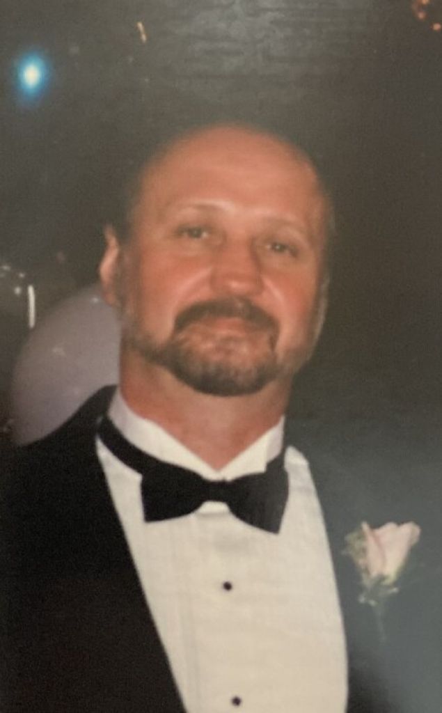 Richard A Ouellette