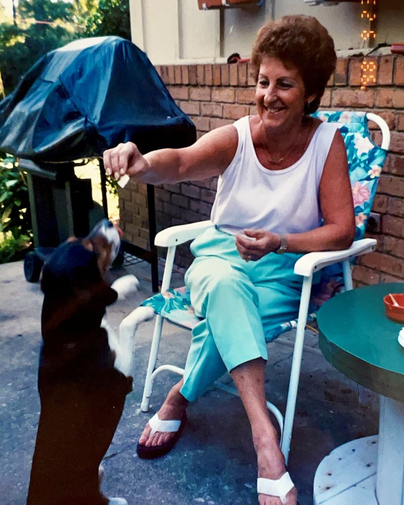 Carol Lee Ferguson Casey Profile Photo