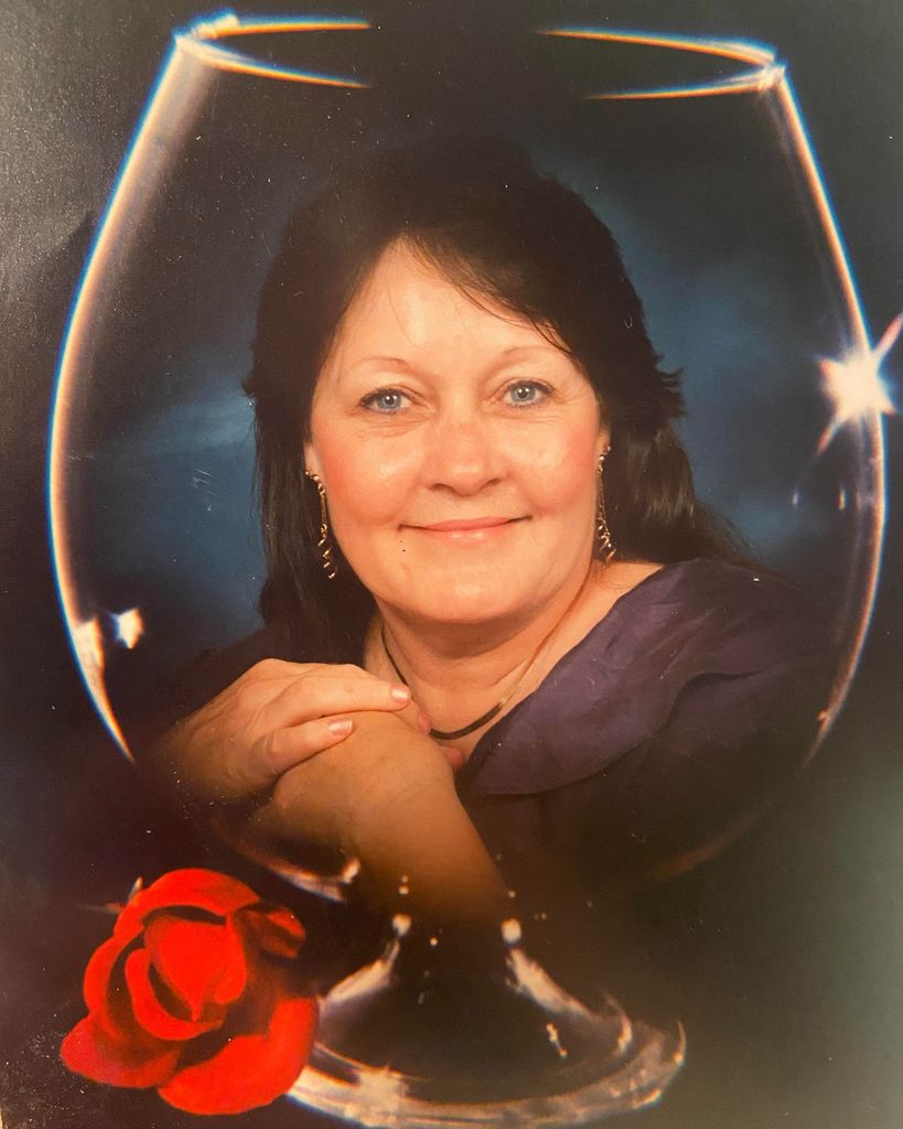 Della Gail Hammonds