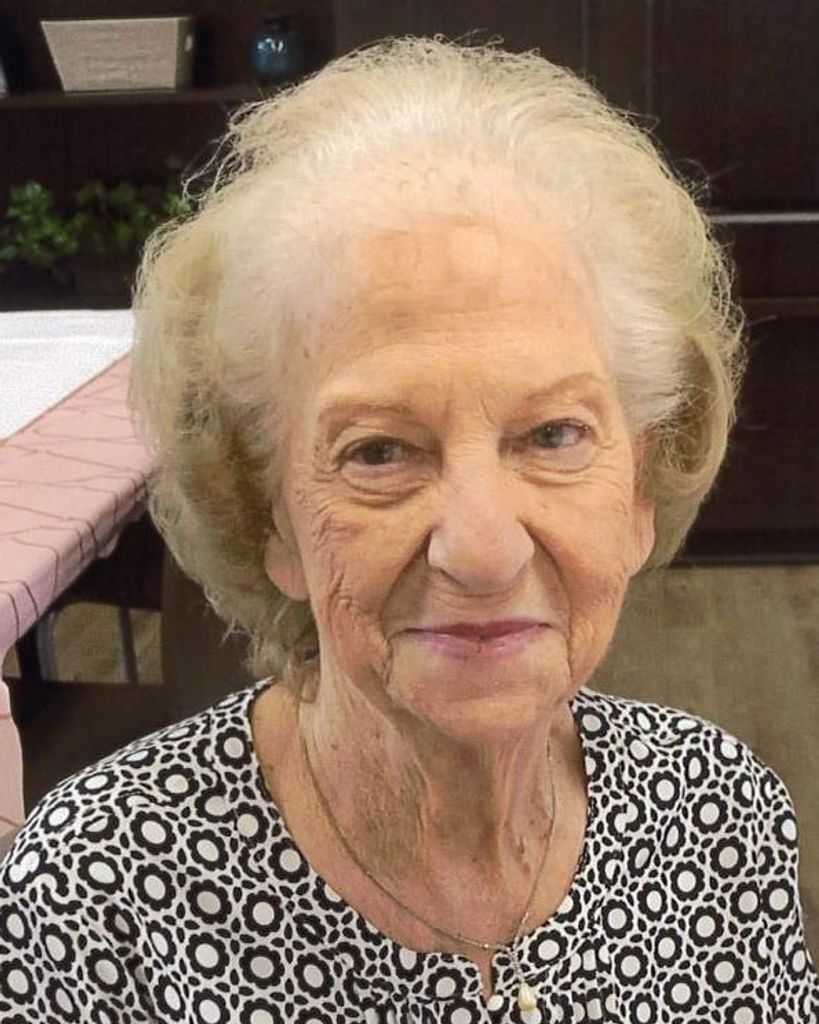 Helen Hipp Profile Photo