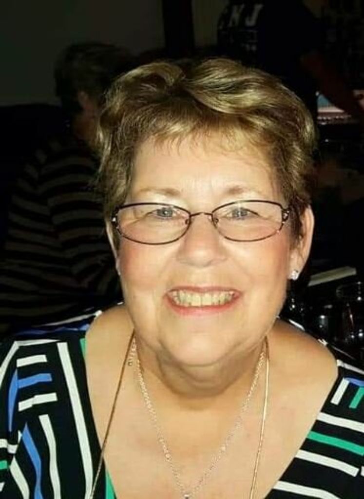 Leslie  Tackleson