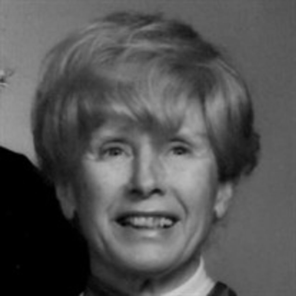 Louise Yvonne Holt