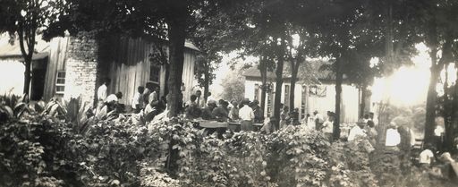 Tom D. East photo gallery thumbnail 21 of 183