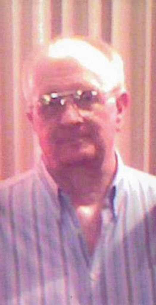 Arnold Wayne Moulds Profile Photo