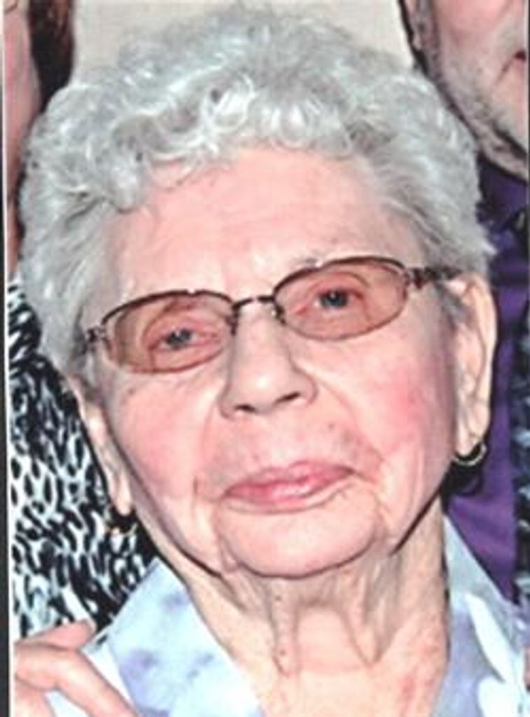 Luella S Ewald