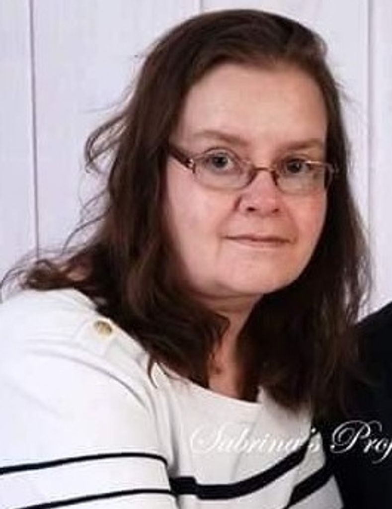 Tina Mae Wood Profile Photo