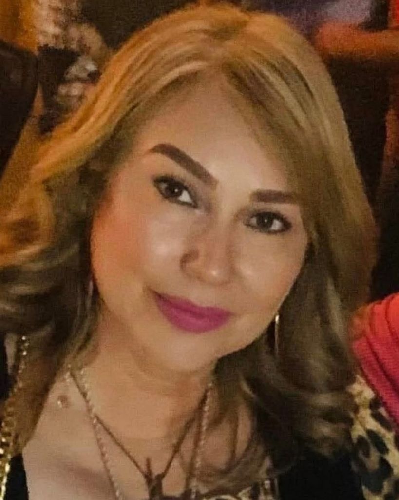 Esther Vera Profile Photo