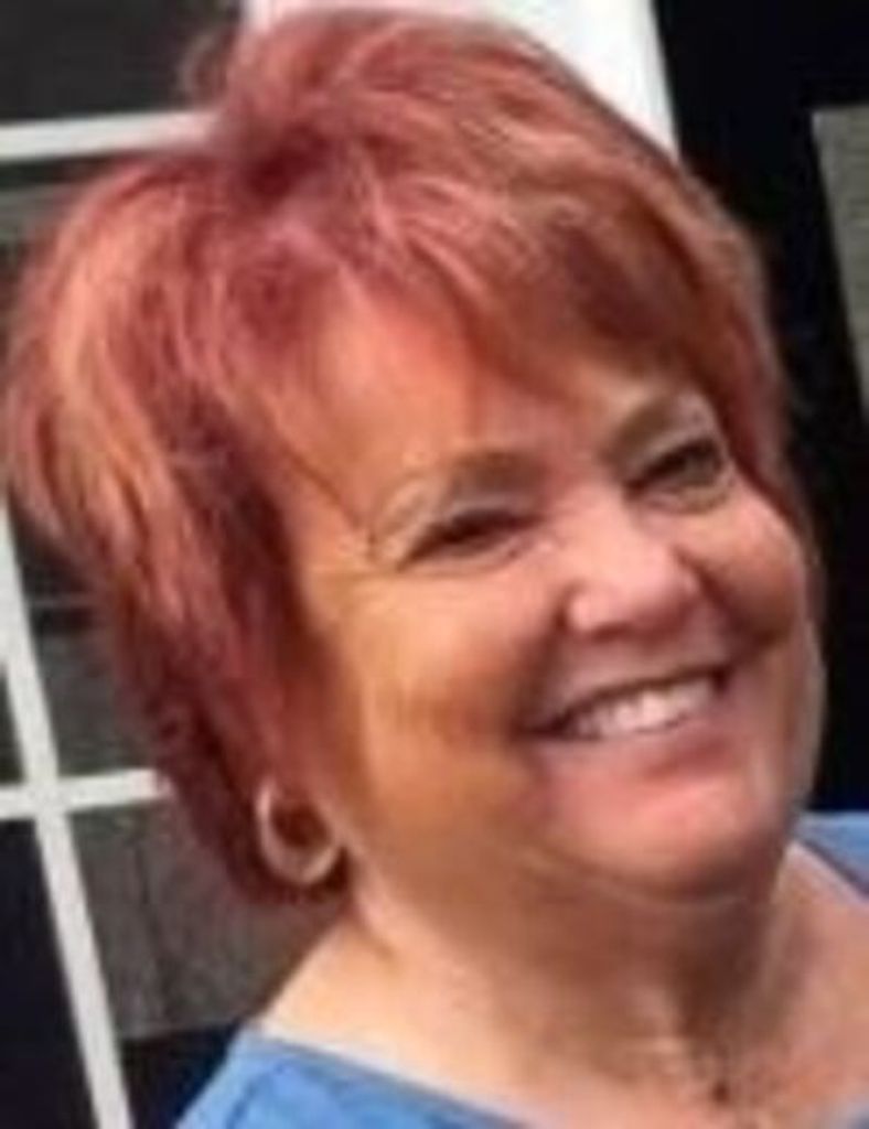 Evelyn Deloris Leach