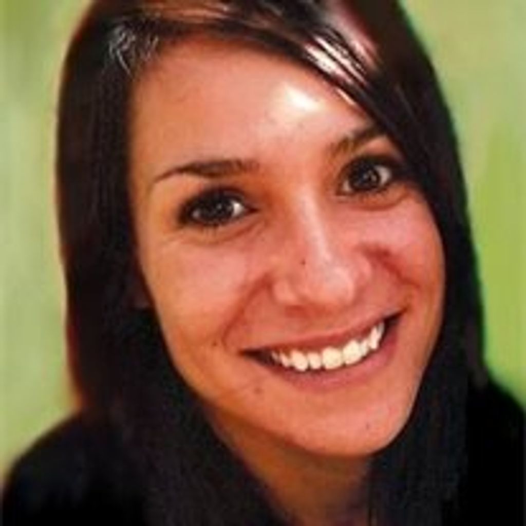 Amy Lynn Zuravel