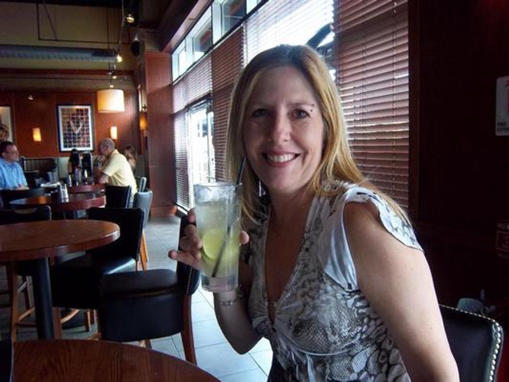Susan Elizabeth Mobayed Profile Photo