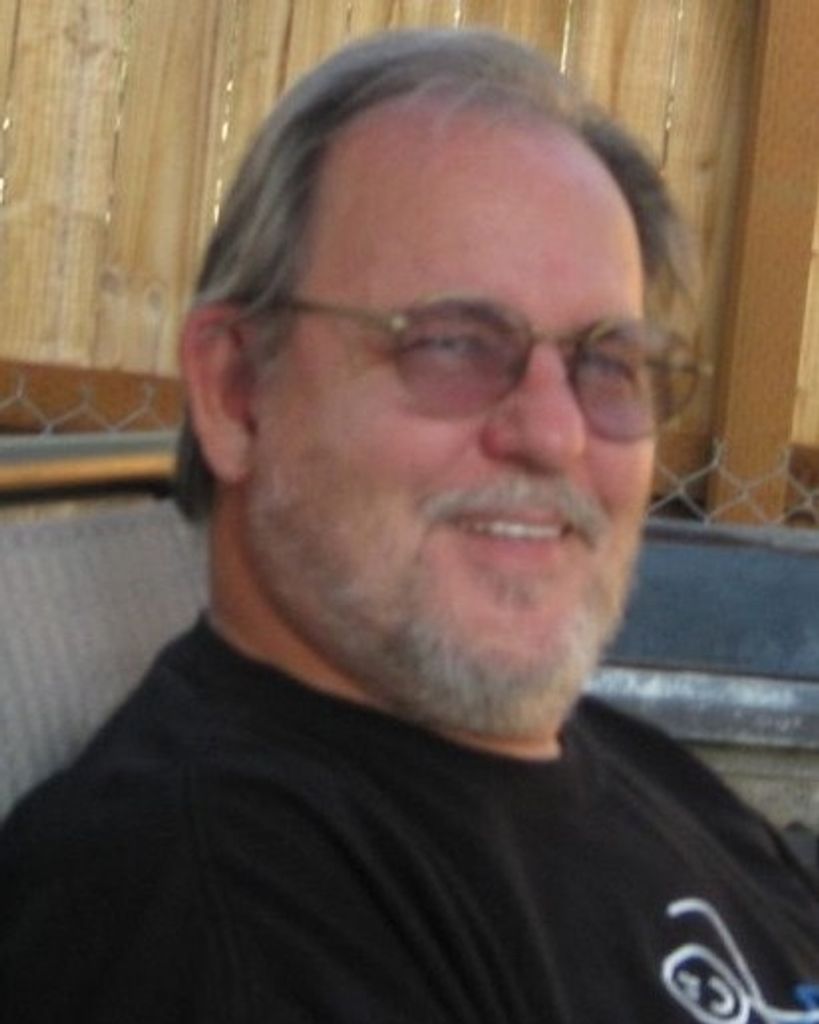 Jonathan Richard Magee Profile Photo