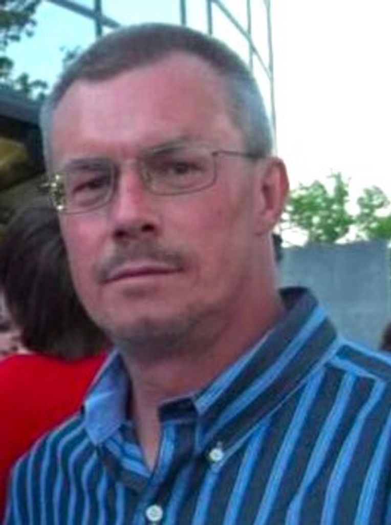 Brian Thomas Fox Profile Photo