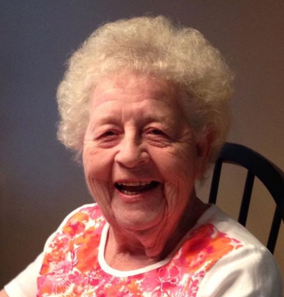 Eileen Vada (Holmes) Zornes Profile Photo