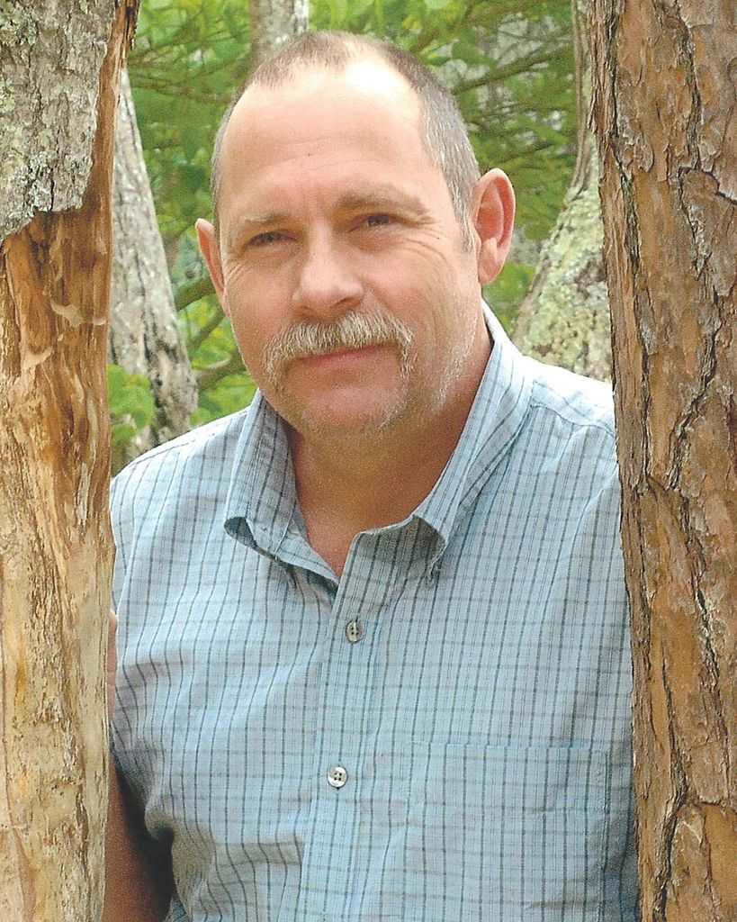 Louis Ellis Jarratt Profile Photo