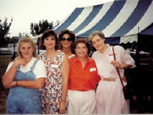 Barbara Paul photo gallery thumbnail 18 of 71