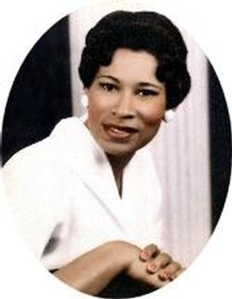 Lorraine Walker