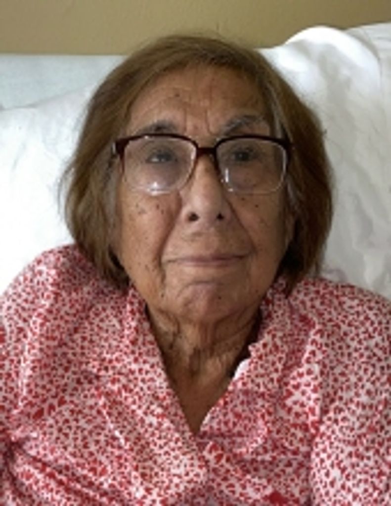 Pauline Sifuentes