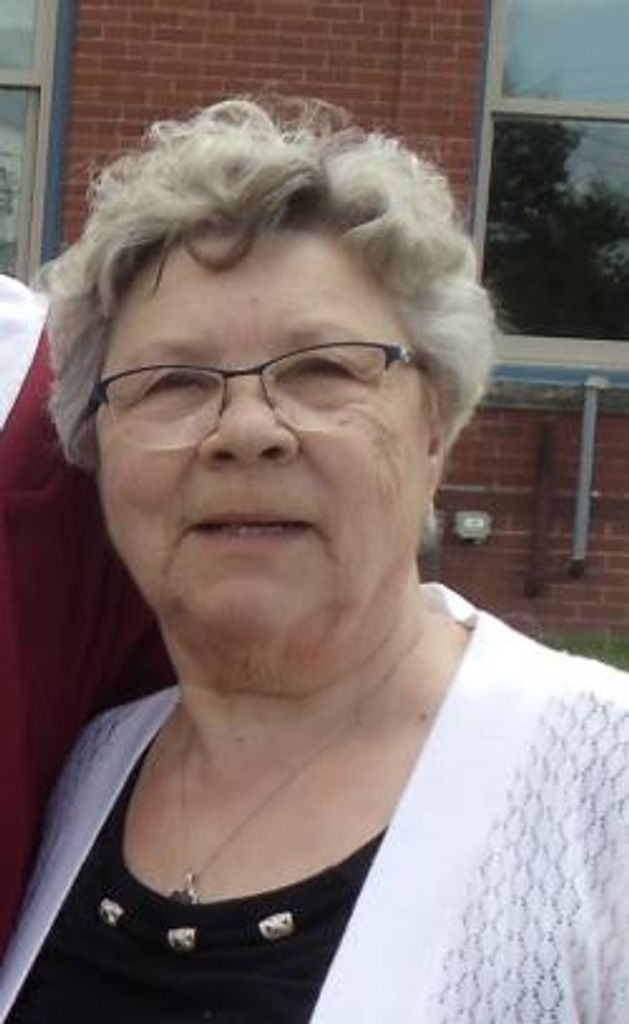 Claudine Hill Profile Photo