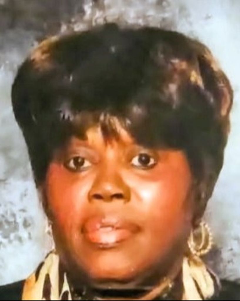 Deloris McCrae - Moore