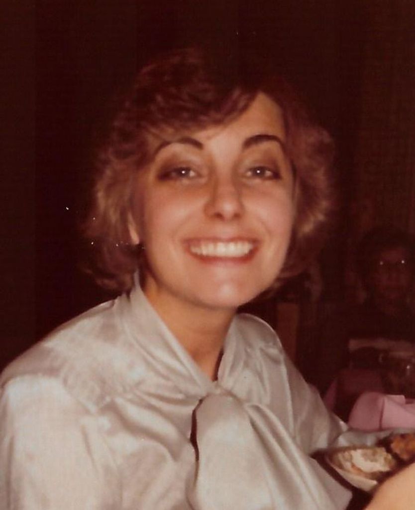 Mary E Mathews Profile Photo