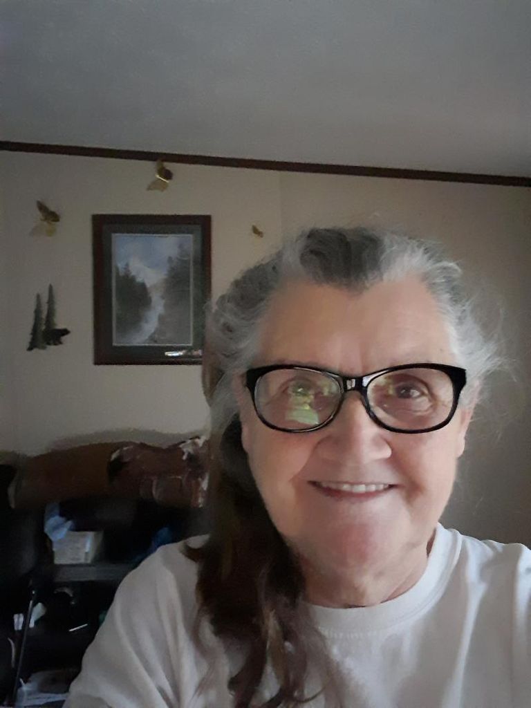 Carolyn Thomas Lane Profile Photo