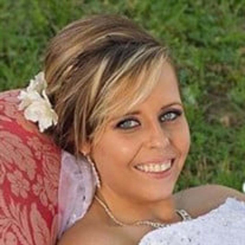 Lindsey Nicole Taylor