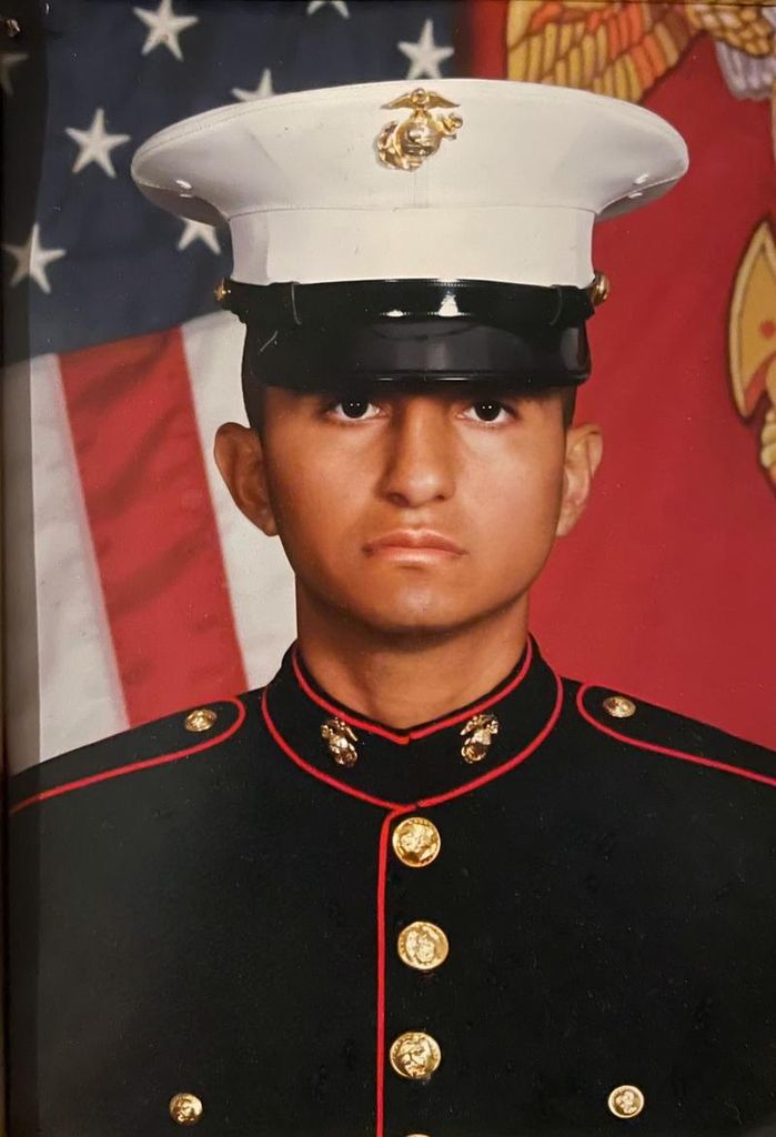 Aaron Castillo Profile Photo
