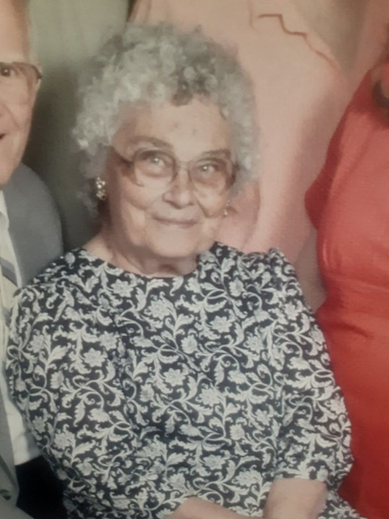 Ruth (Violet)  Mckenzie