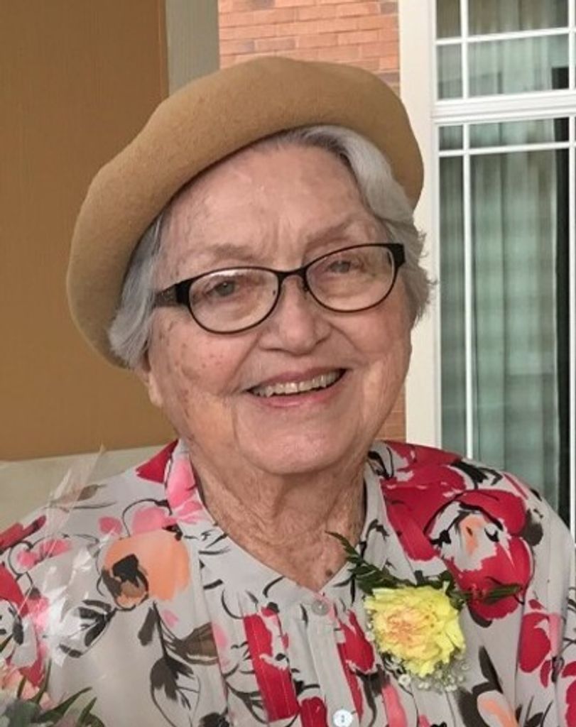 Evelyn Irene Bloomer