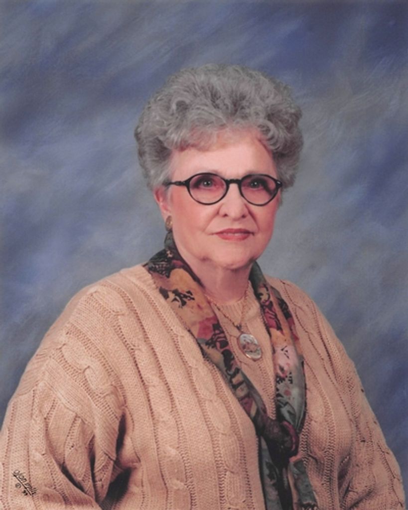 Lucille Holmes Profile Photo